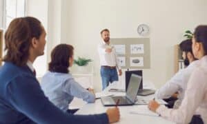 Blending Traditional and Digital Sales Coaching Techniques